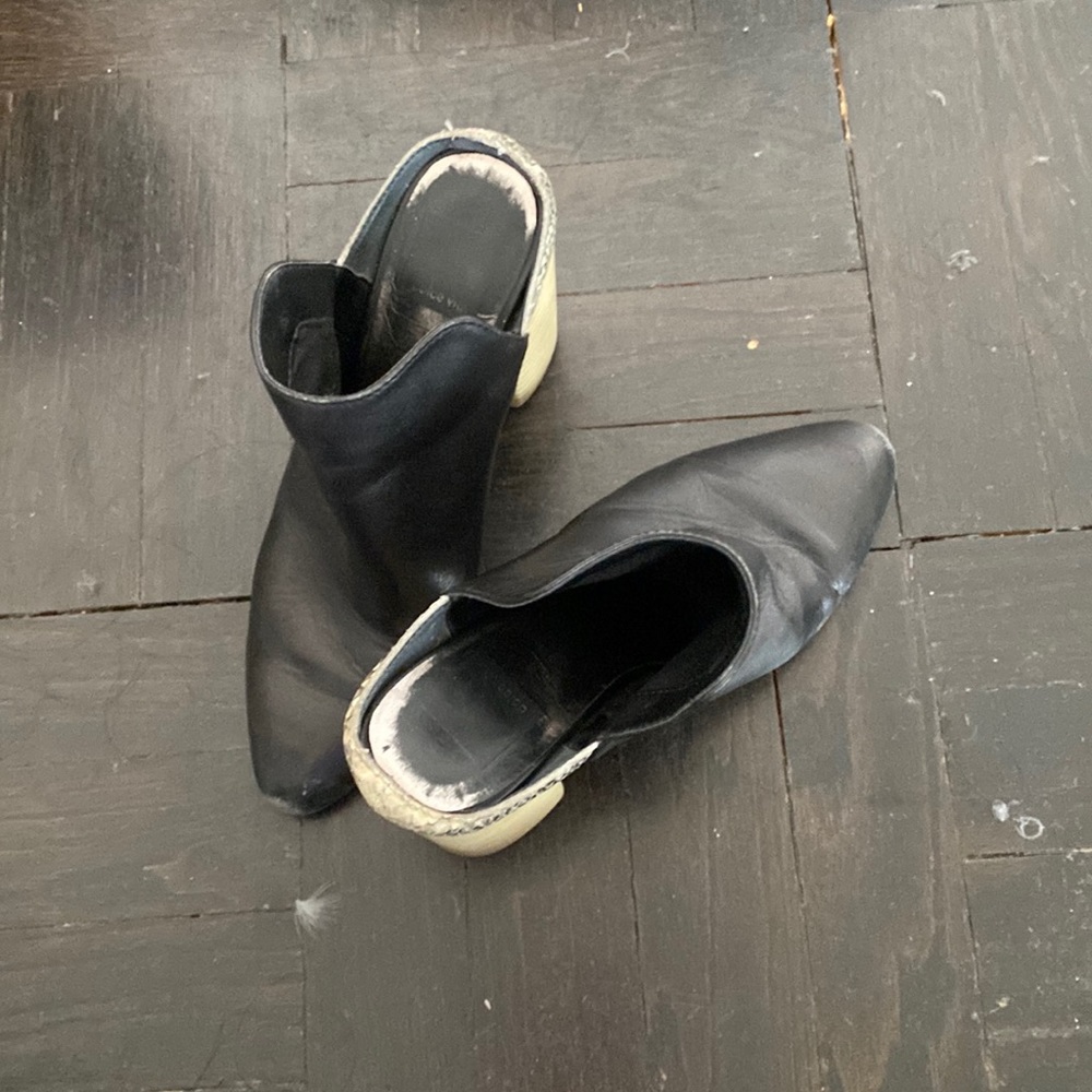 Dolce vita chunky black slide on heels